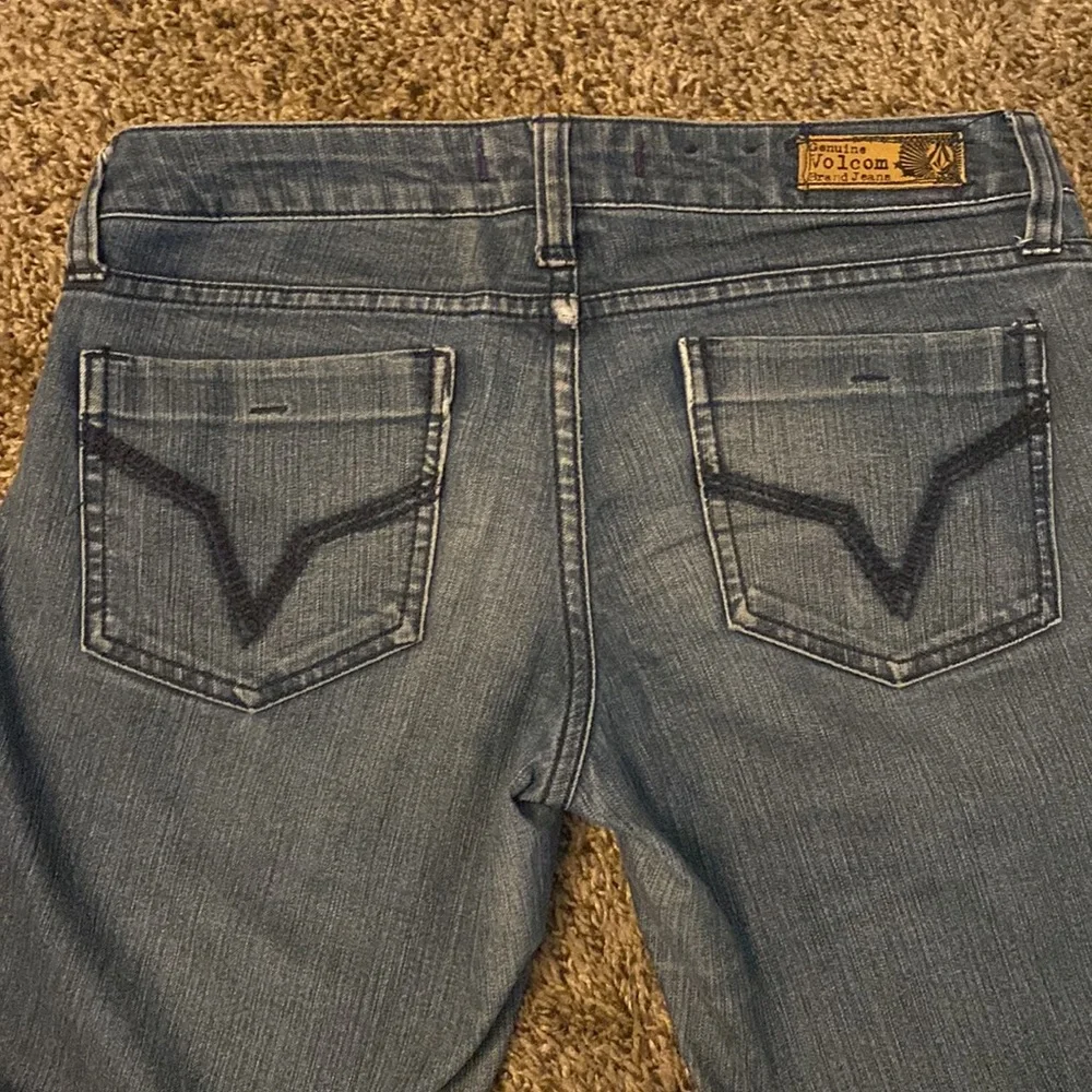 Volcom Jeans - Picture 3 of 5